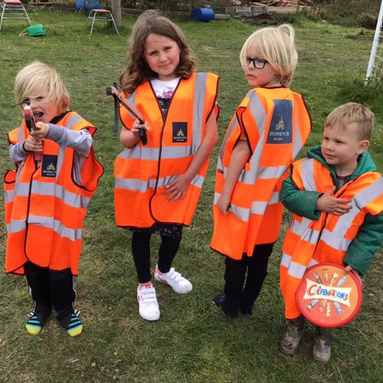 Saxmundham Litter Pickers - Thumbnail - Hopkins Homes