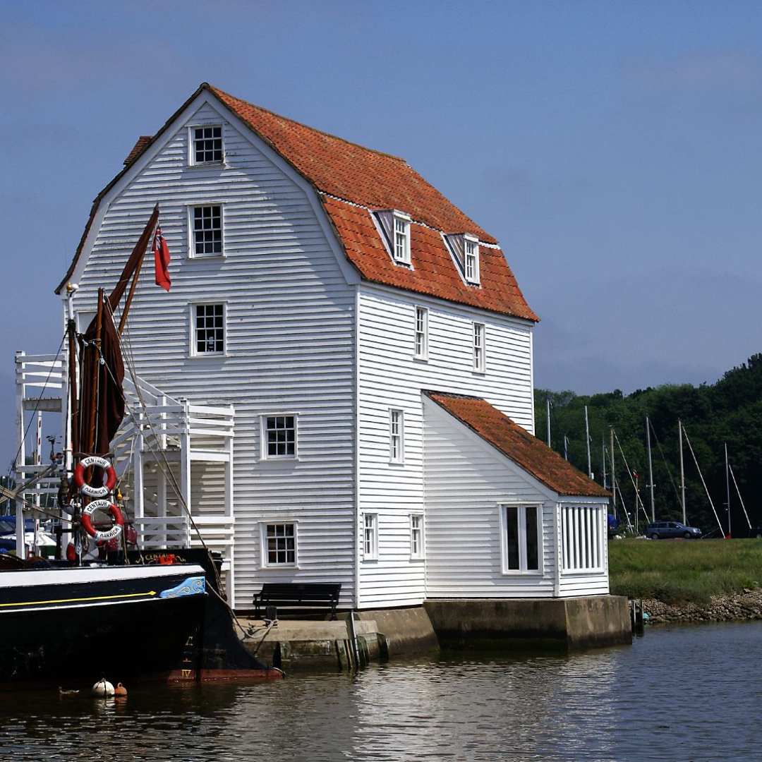 Mill House on the river Deben