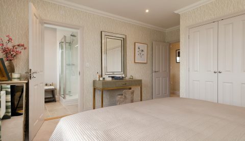 1500 Master Bedroom to en-suite - Hopkins Homes