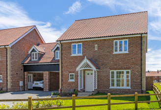 The Hingham,  Queen's Meadow - Holt